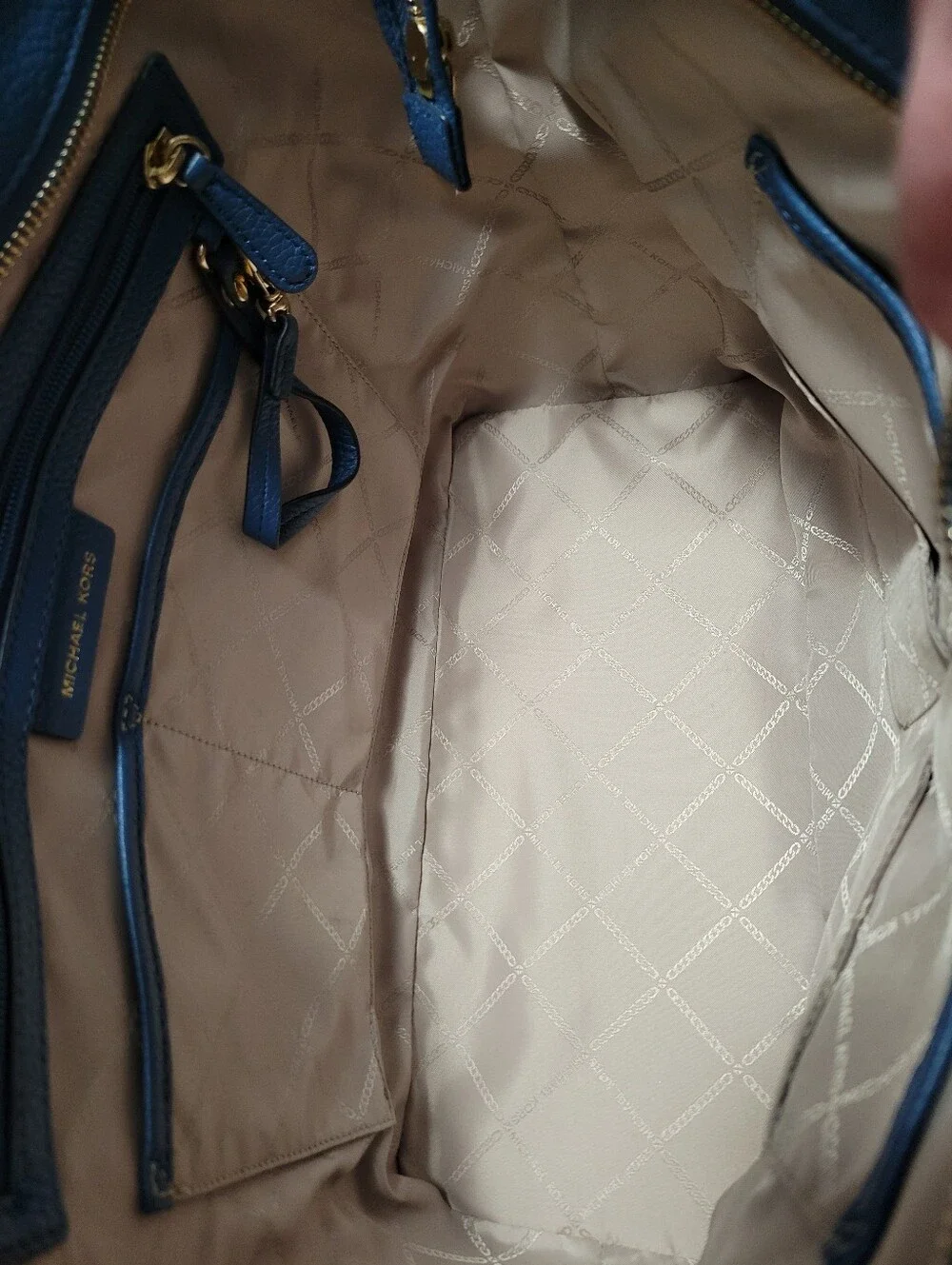 Micheal Kors Large Tote Handbag